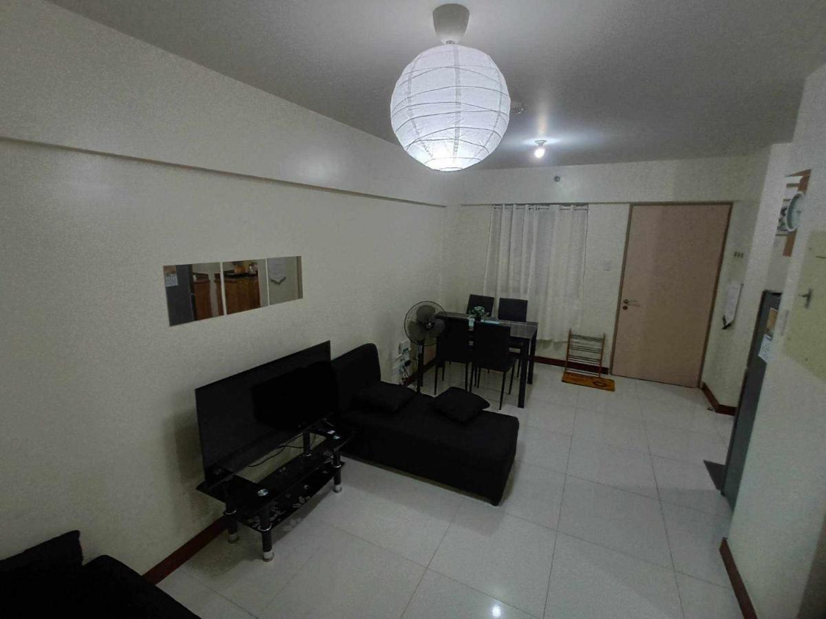 Апарт отель Acacia Estates Taguig Манила Экстерьер фото